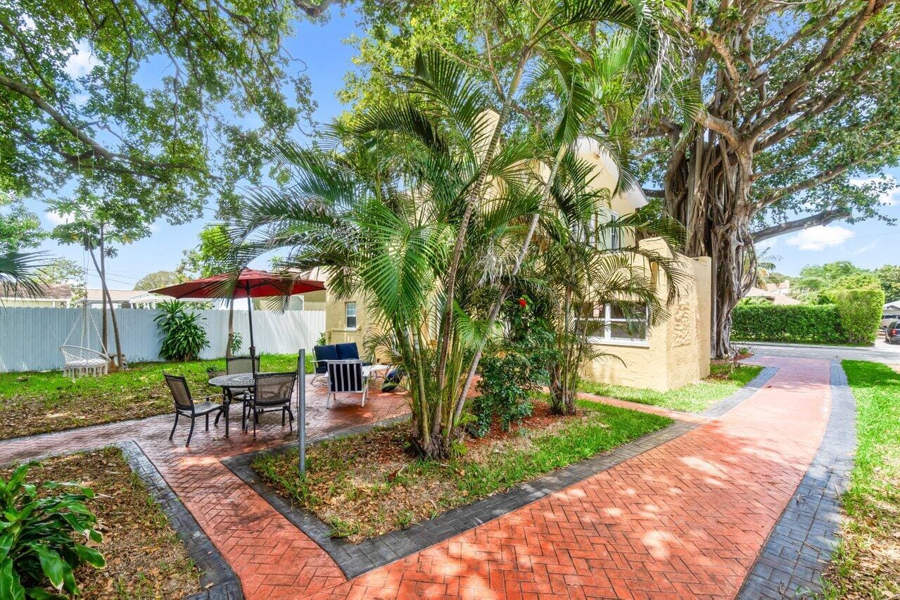 924 Almeria Road, West Palm Beach, FL 33405 photo 27