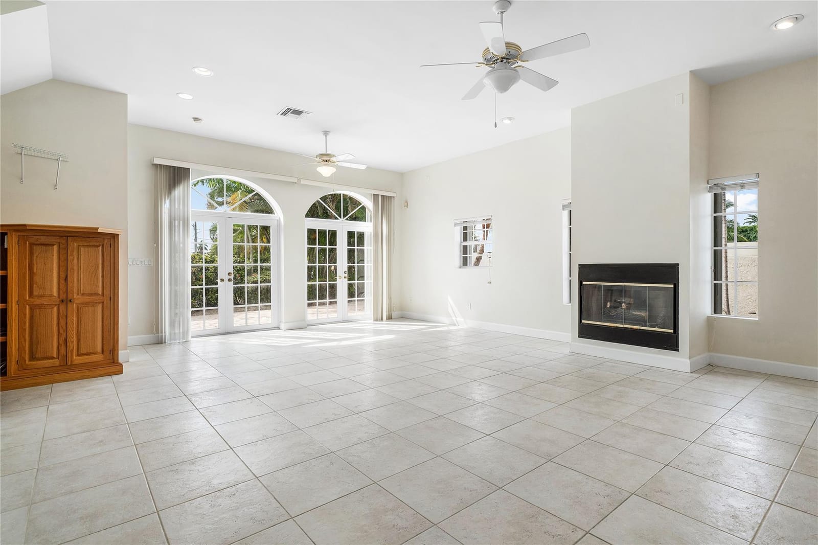 1500 SE 12th Court, Fort Lauderdale, FL 33316 photo 4
