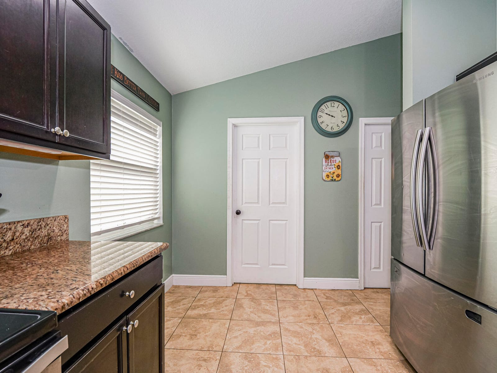 9322 Breakers Row — photo 12