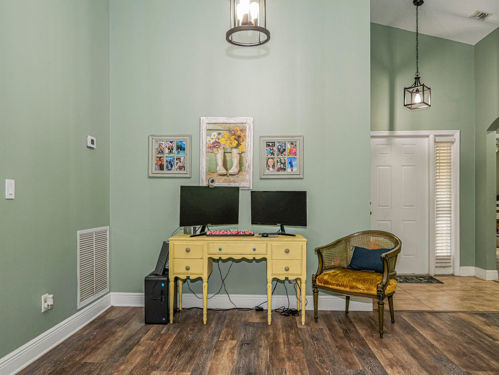 9322 Breakers Row — photo 5