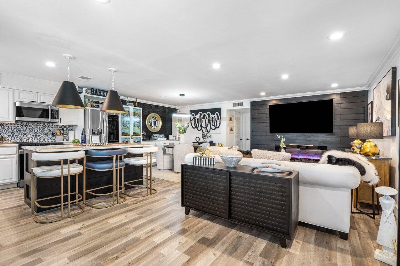 867 North Drive C, Delray Beach, FL 33445