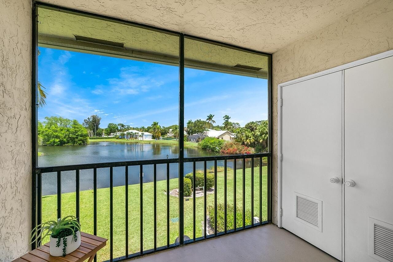 2071 NW 21st Terrace 5-109, Stuart, FL 34994