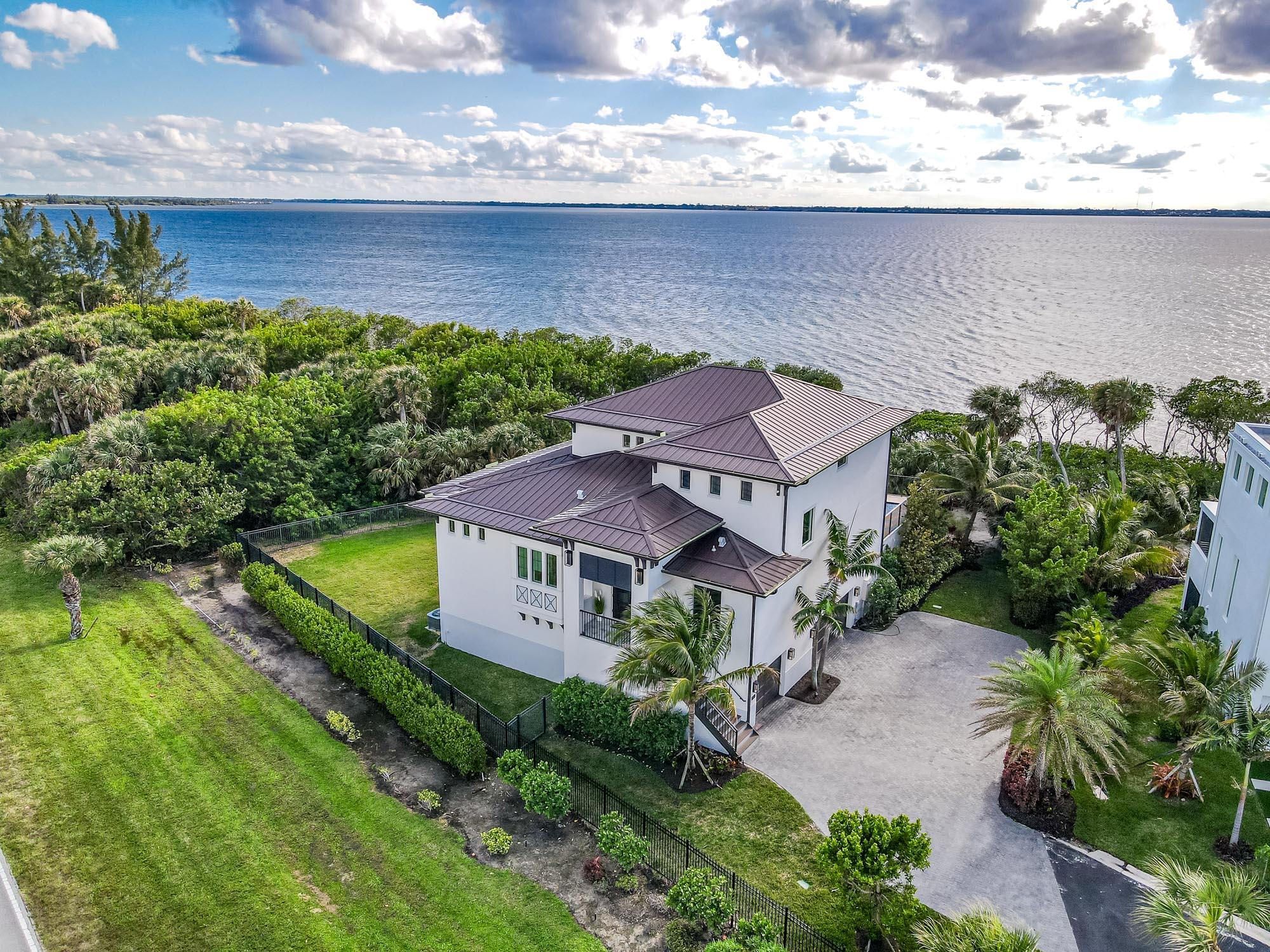 7683 Pelican Pointe Drive, Jensen Beach, FL 34957, Jensen Beach