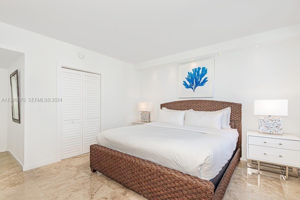 2301 Collins Avenue 1117 — photo 12