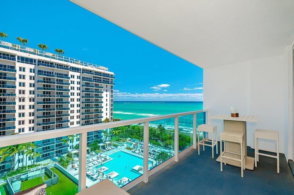 2301 Collins Avenue 1117 — photo 3
