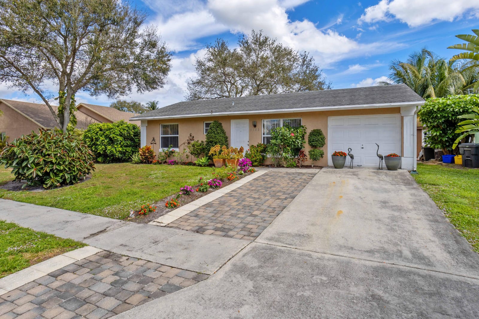 5182 Blueberry Hill Avenue SE, Lake Worth, FL 33463