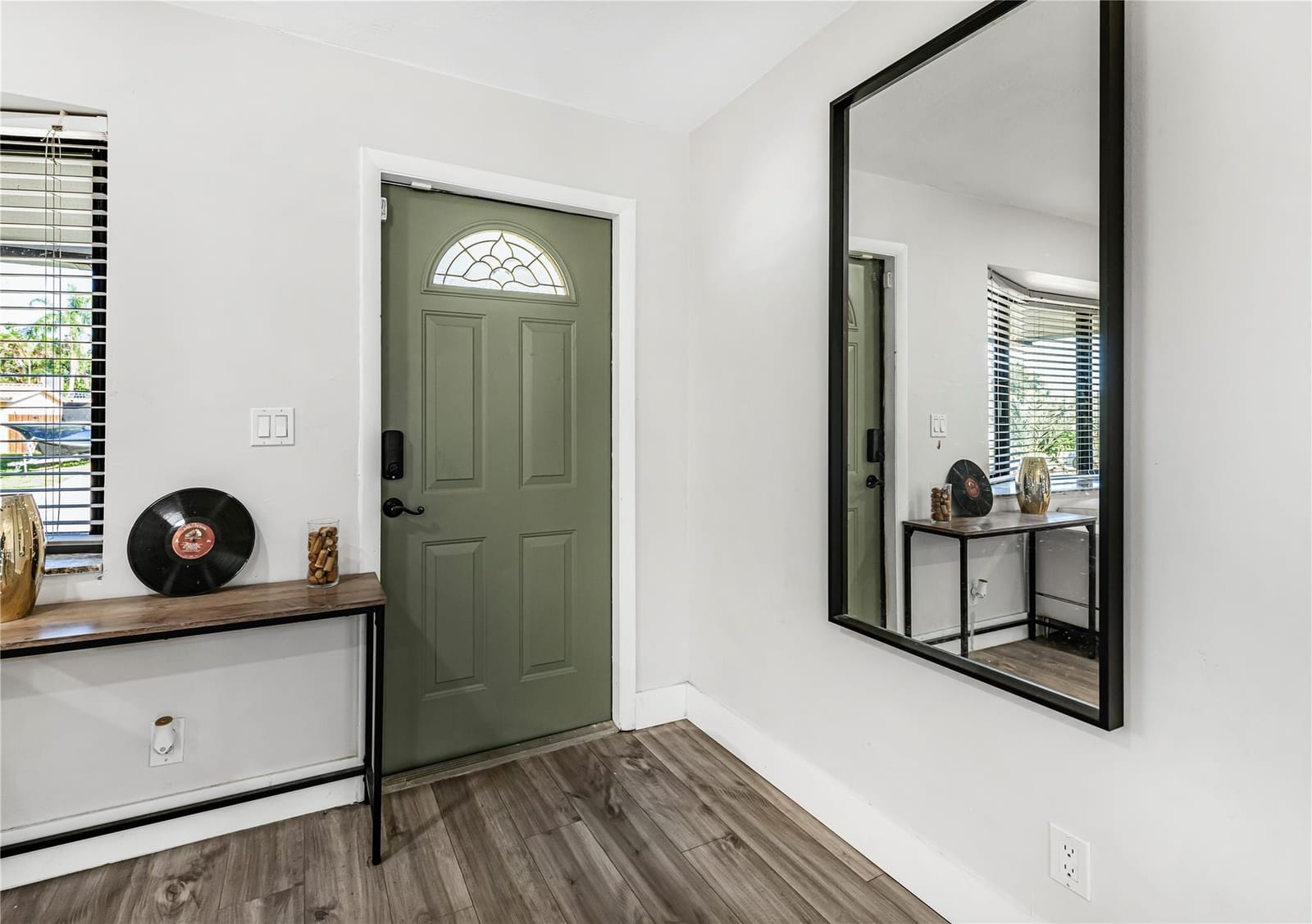 5630 SW 54th Court — photo 3