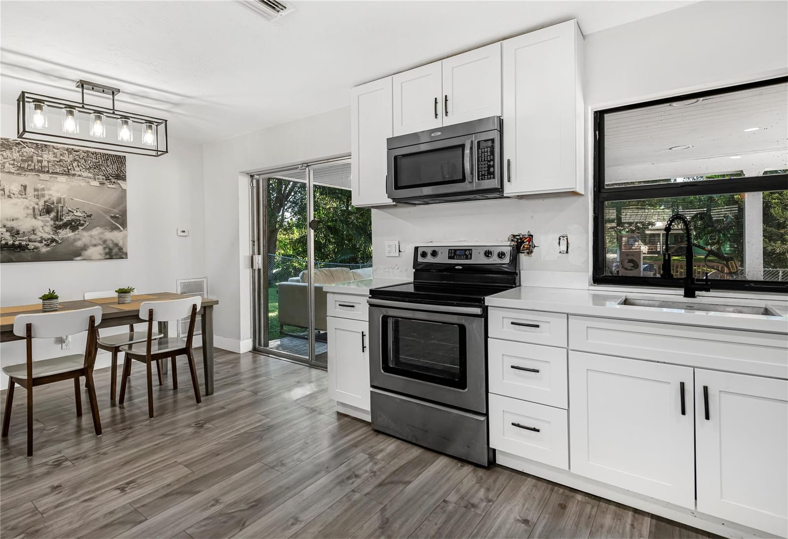 5630 SW 54th Court — photo 10