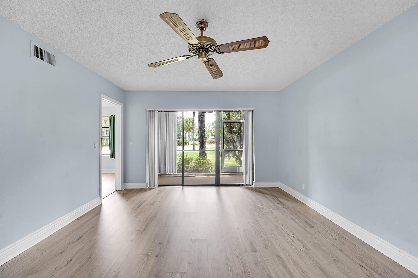 2301 Sabal Ridge Court A, Palm Beach Gardens, FL 33418 photo 5