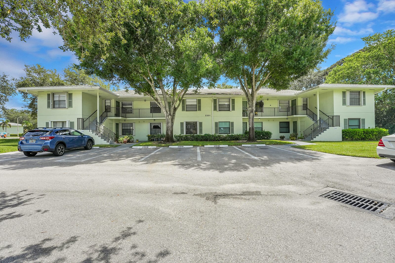 2301 Sabal Ridge Court A, Palm Beach Gardens, FL 33418