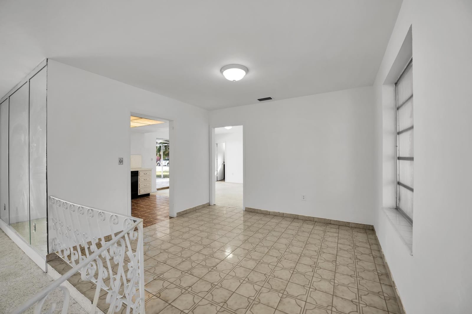 17355 NE 7th Avenue, Miami, FL 33162 photo 17