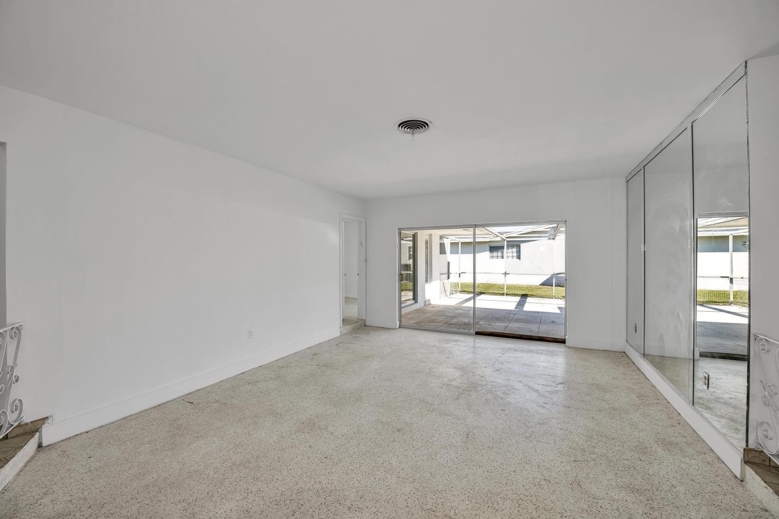 17355 NE 7th Avenue, Miami, FL 33162 photo 22