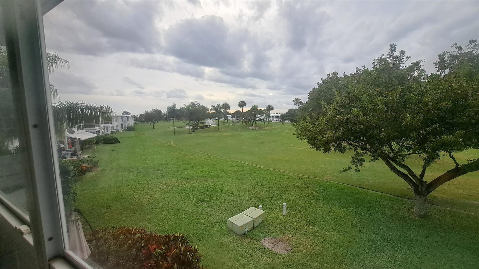 2851 E Golf 202, Pompano Beach, FL 33064