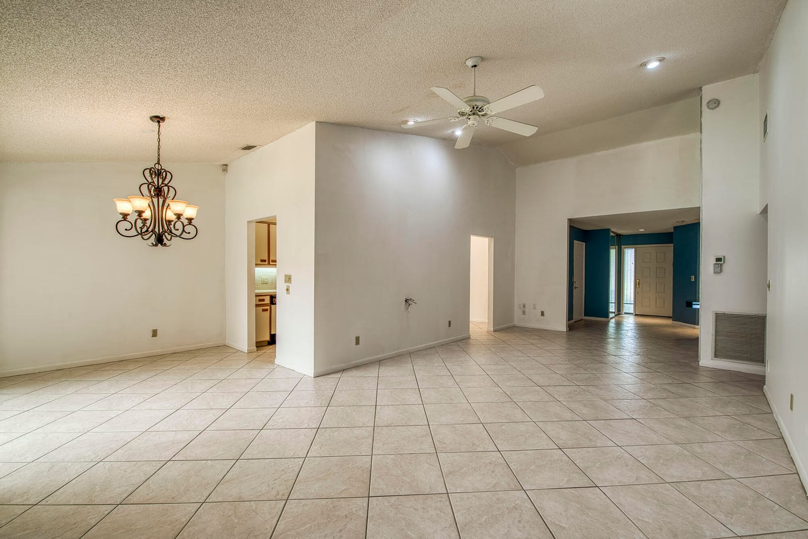 4684 Daylily Court — photo 4