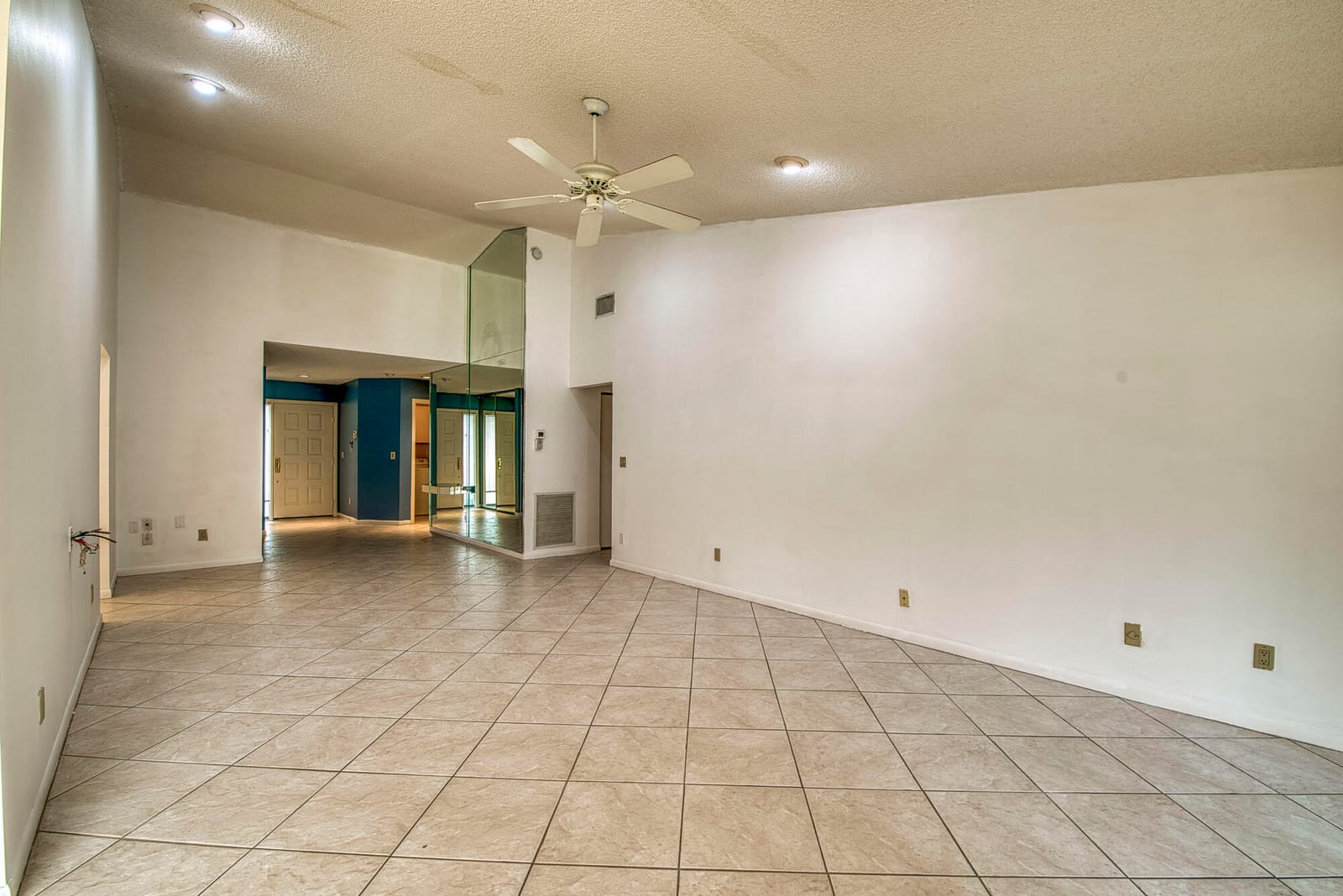 4684 Daylily Court — photo 5