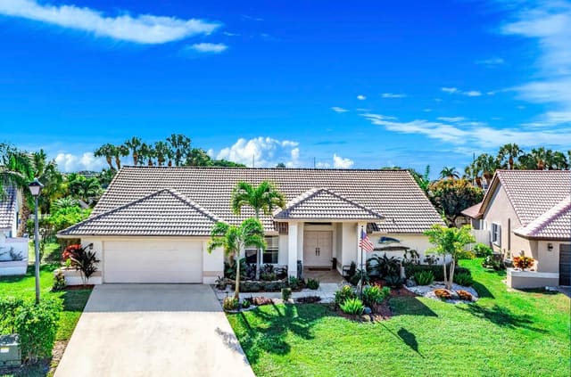 6766 Blue Bay Circle, sold in Lakeview Estates Ph 1, Lake Worth, FL