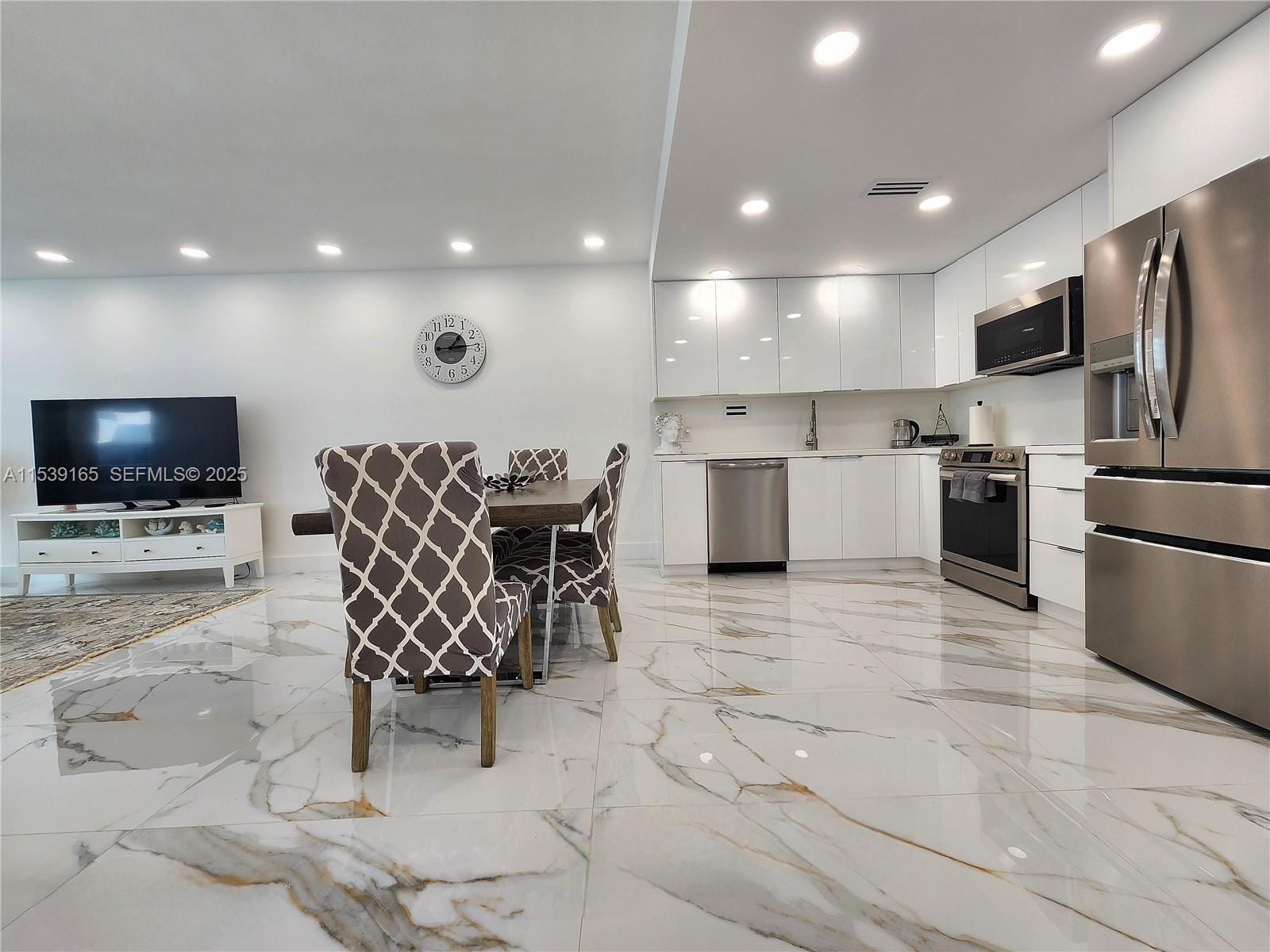 3505 S Ocean Drive 1509 — photo 7