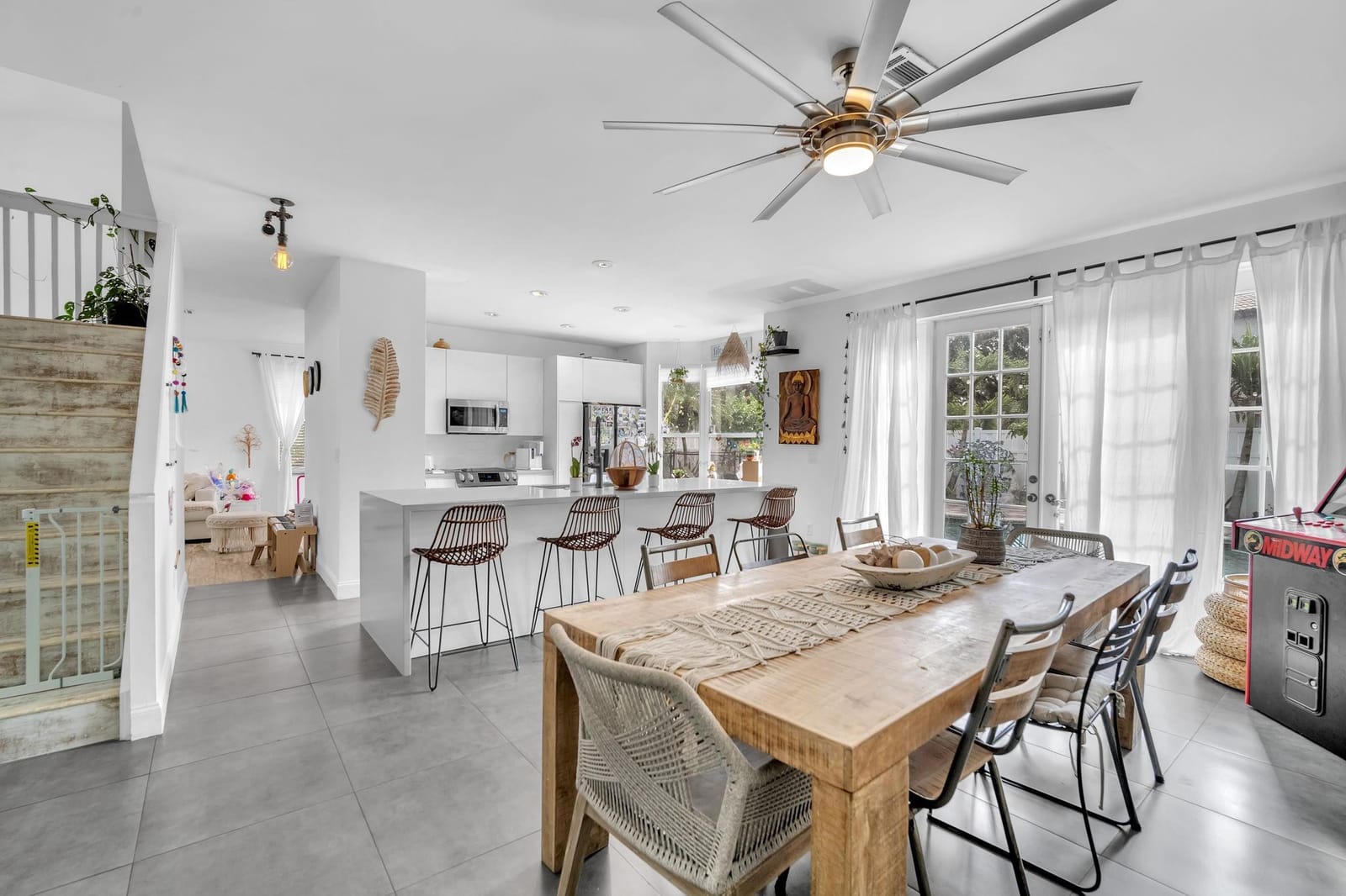 15810 NW 11th Street, Pembroke Pines, FL 33028 photo 17