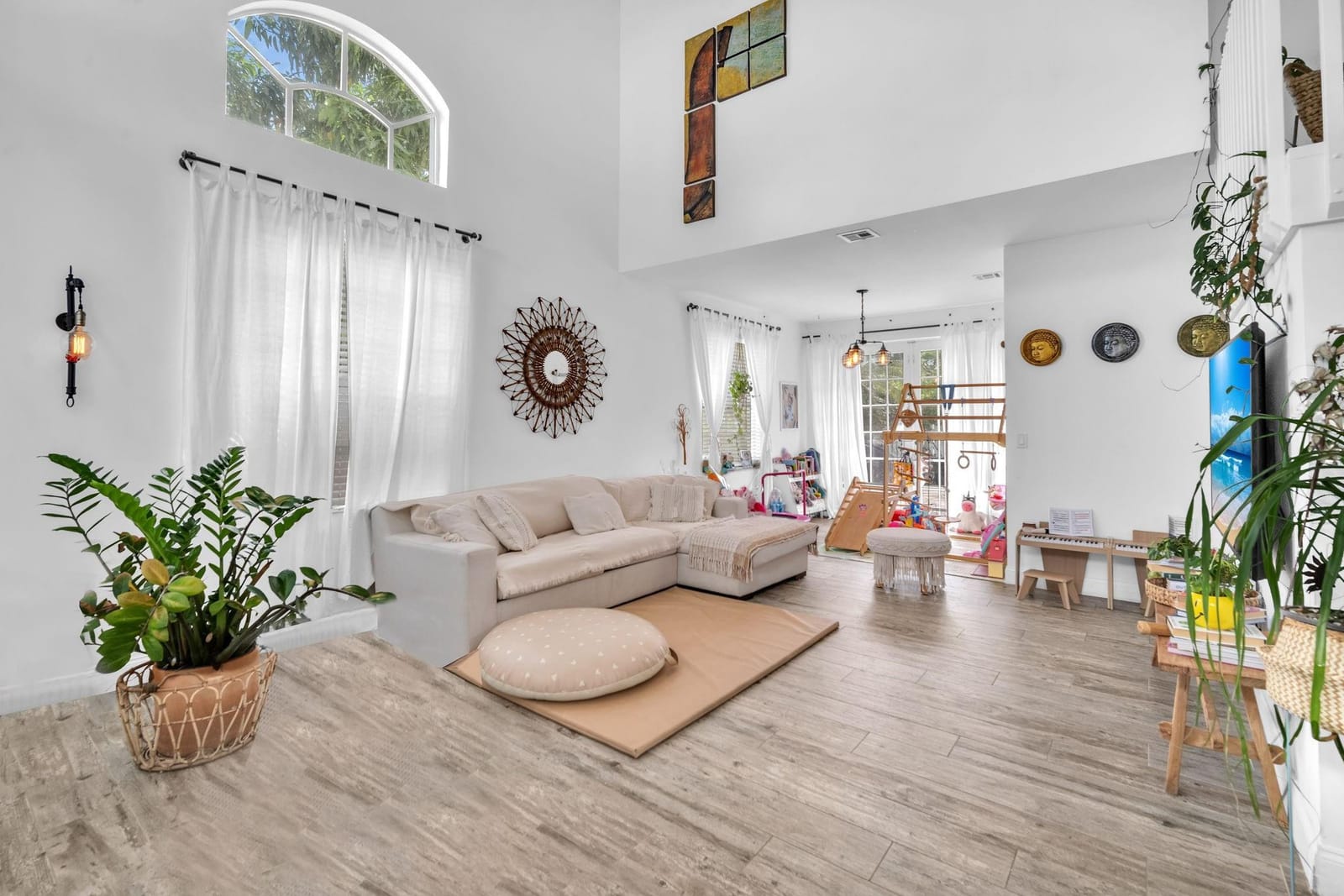 15810 NW 11th Street — photo 6