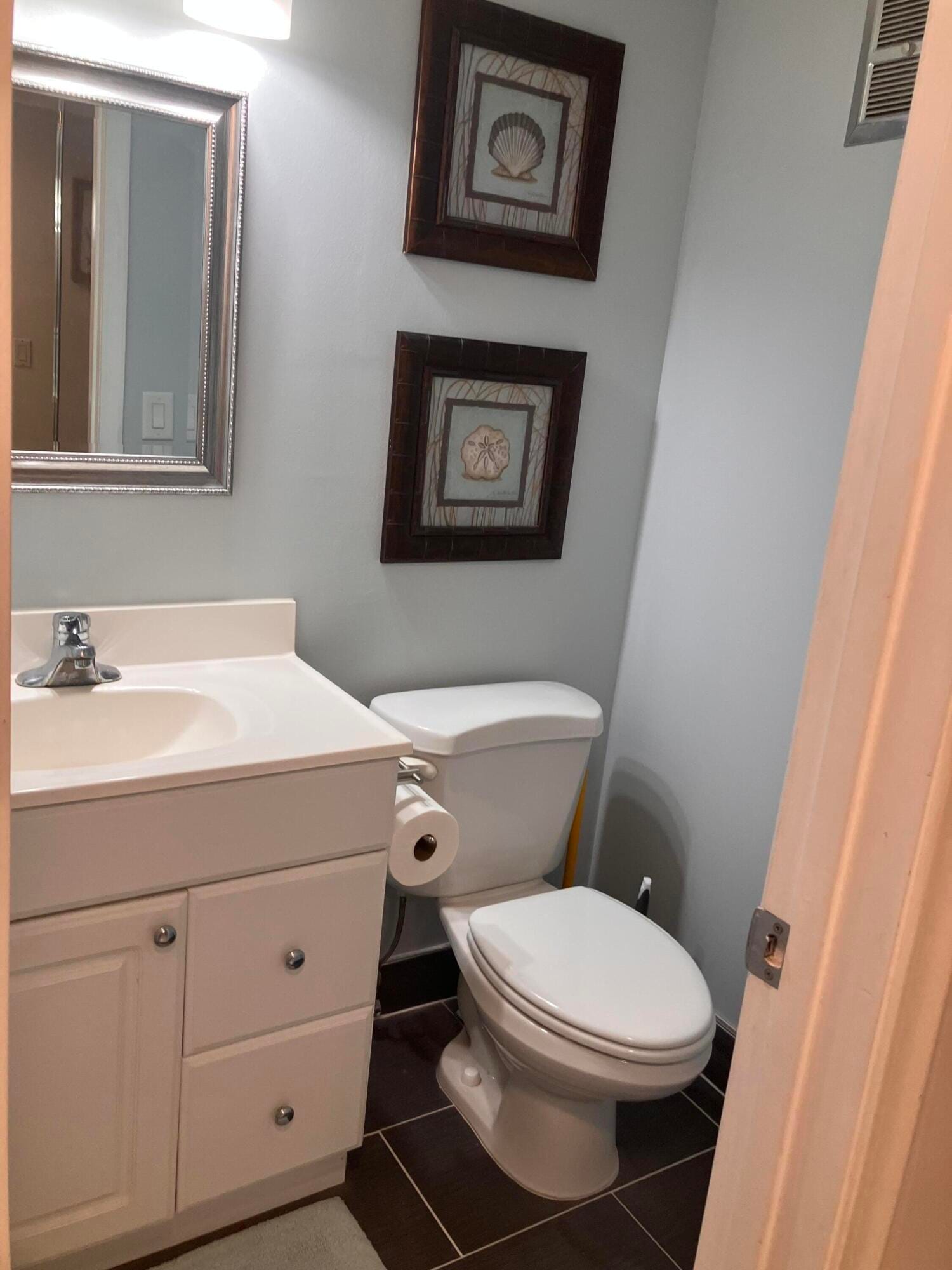 337 Camden O, West Palm Beach, FL 33417 photo 14