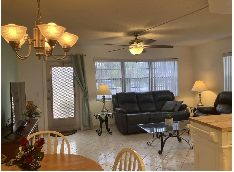 337 Camden O, West Palm Beach, FL 33417 photo 8