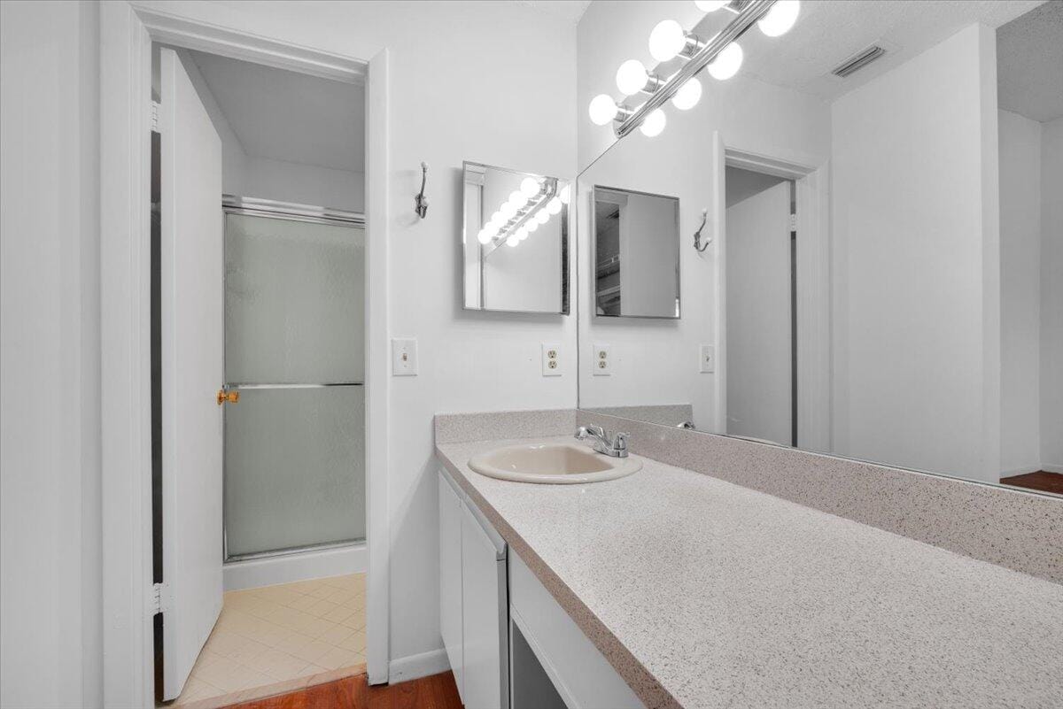 4718 NW 82nd Avenue 1706, Lauderhill, FL 33351 photo 19