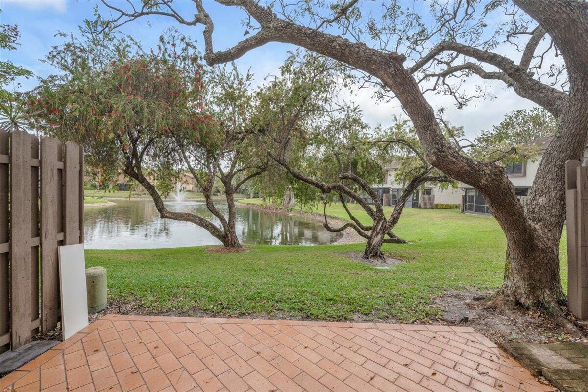 4718 NW 82nd Avenue 1706, Lauderhill, FL 33351 photo 30