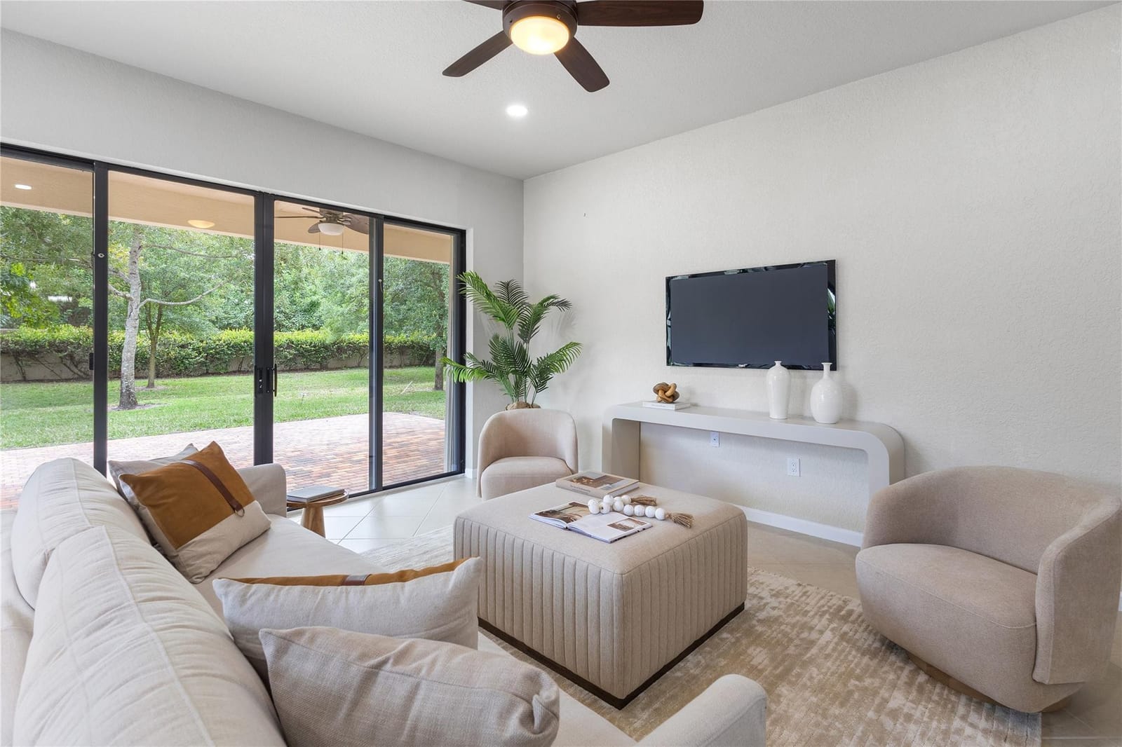 9428 Isles Cay Drive — photo 12