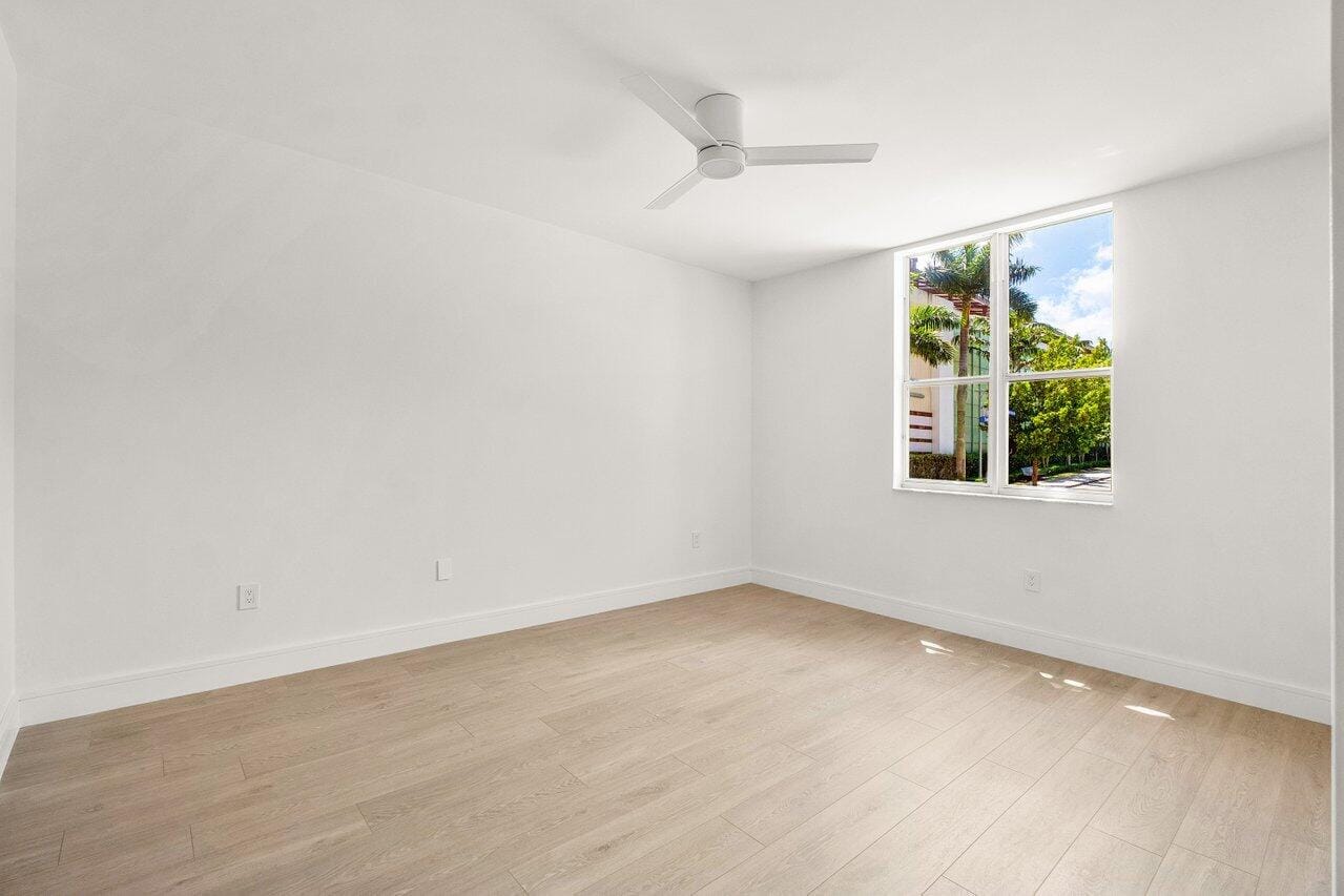 720 S Sapodilla Avenue 105, West Palm Beach, FL 33401 photo 21