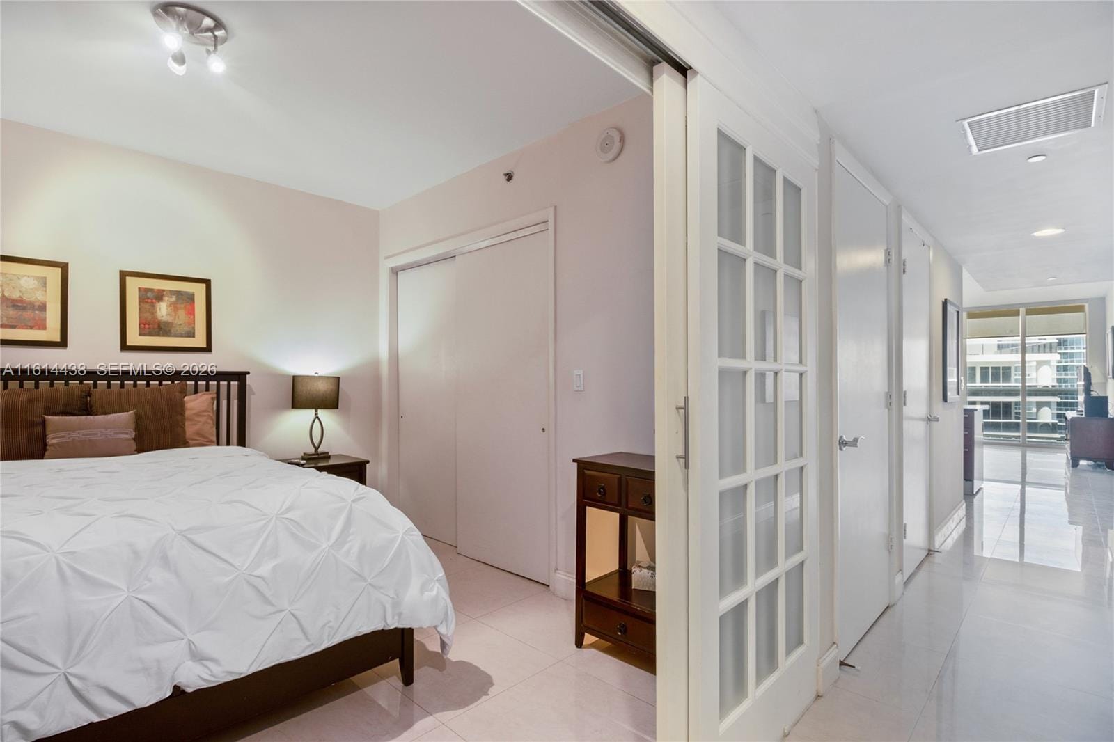 1830 S Ocean Drive 4409 — photo 12