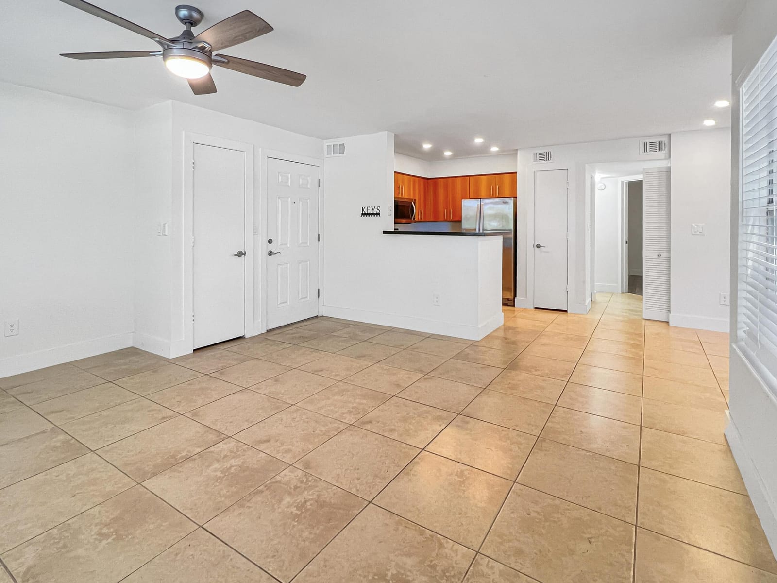 1275 Crystal Way G, Delray Beach, FL 33444 photo 2