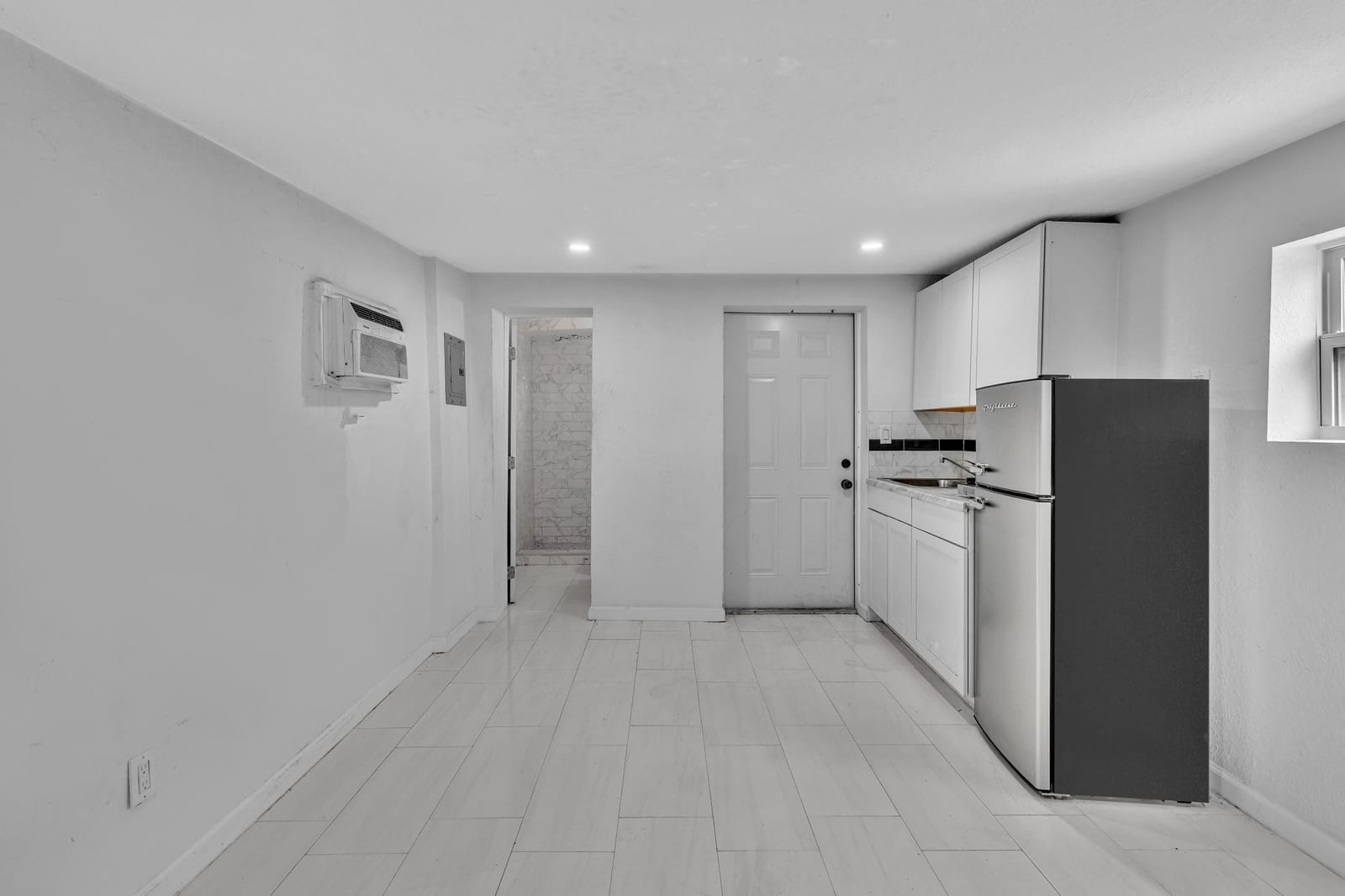 3275 NW 53rd Street, Miami, FL 33142 photo 15