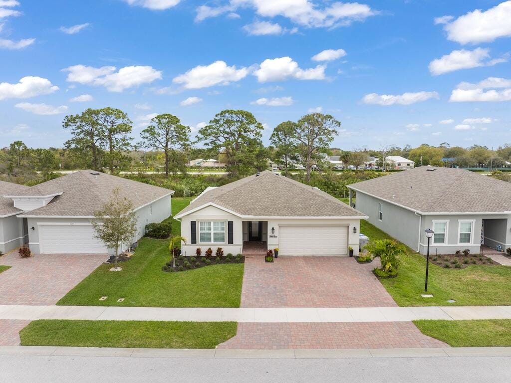 4179 Keeson Circle, Vero Beach, FL 32967 photo 5