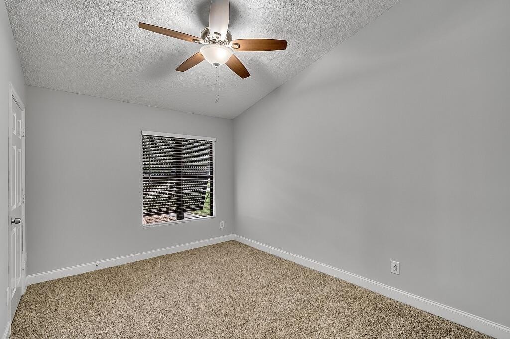 5400 Paleo Pines Circle, Fort Pierce, FL 34951 photo 16