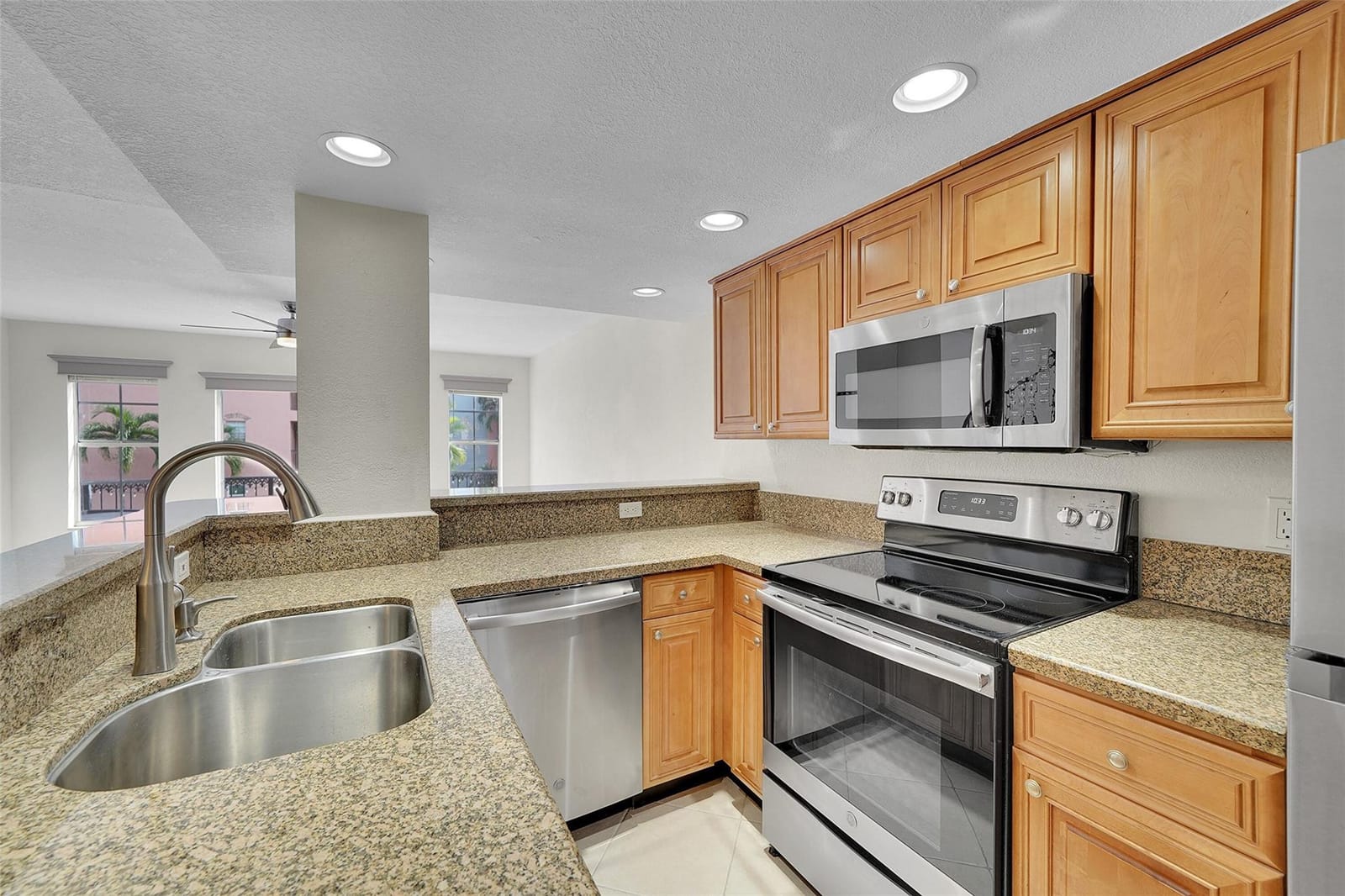 650 Tennis Club Drive 305 — photo 3