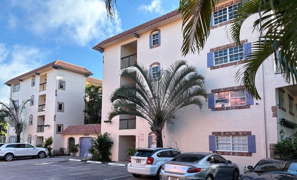 650 Tennis Club Drive 305, Fort Lauderdale, FL 33311 photo 26