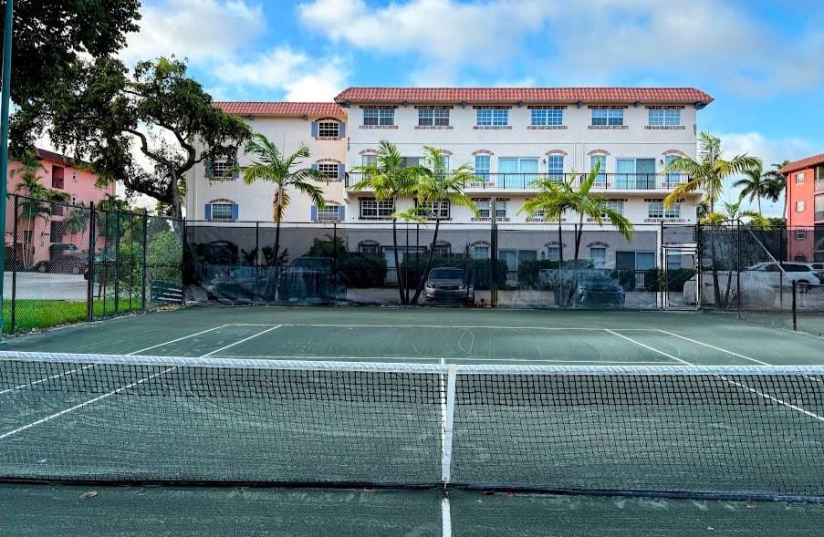 650 Tennis Club Drive 305, Fort Lauderdale, FL 33311 photo 27