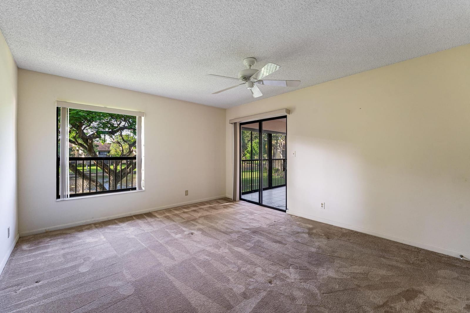 3185 S Carambola Circle 2393 — photo 11
