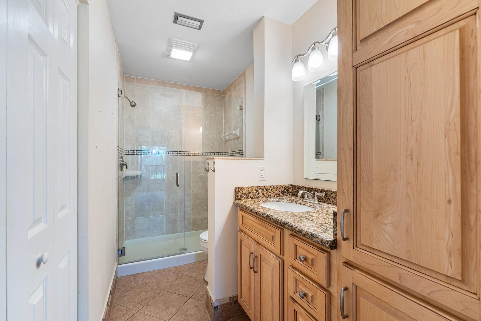 3185 S Carambola Circle 2393, Coconut Creek, FL 33066 photo 15