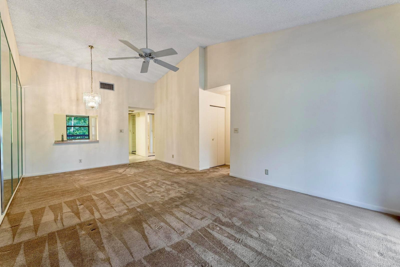3185 S Carambola Circle 2393 — photo 7