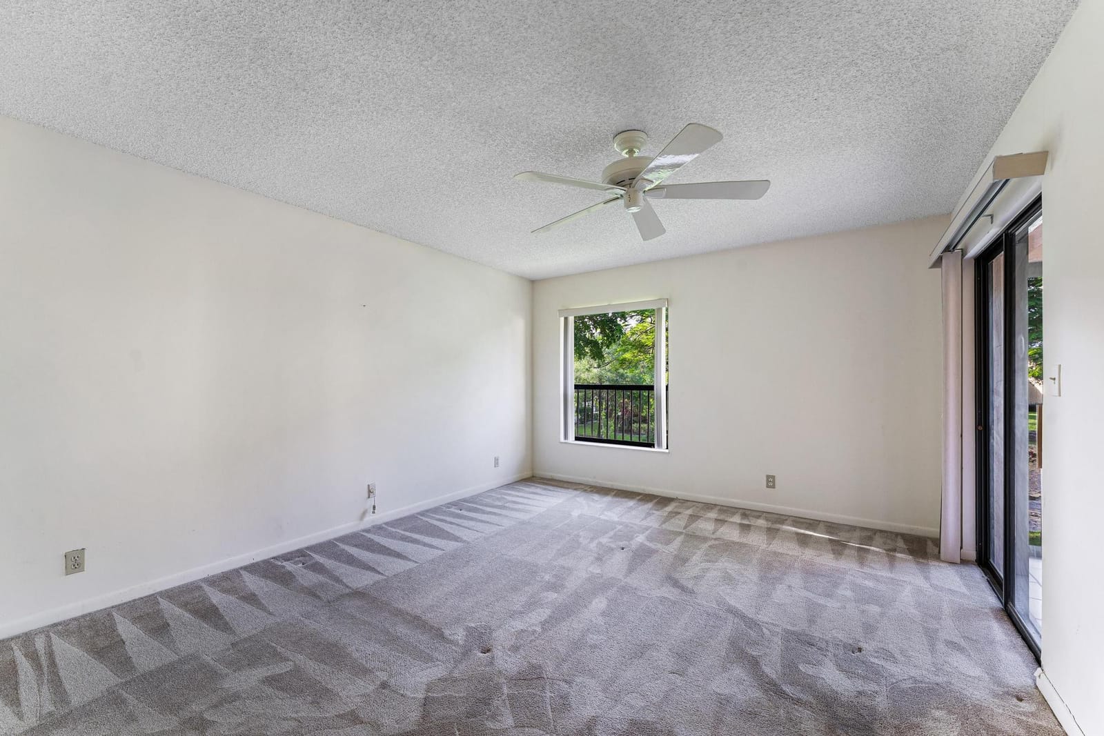 3185 S Carambola Circle 2393 — photo 10
