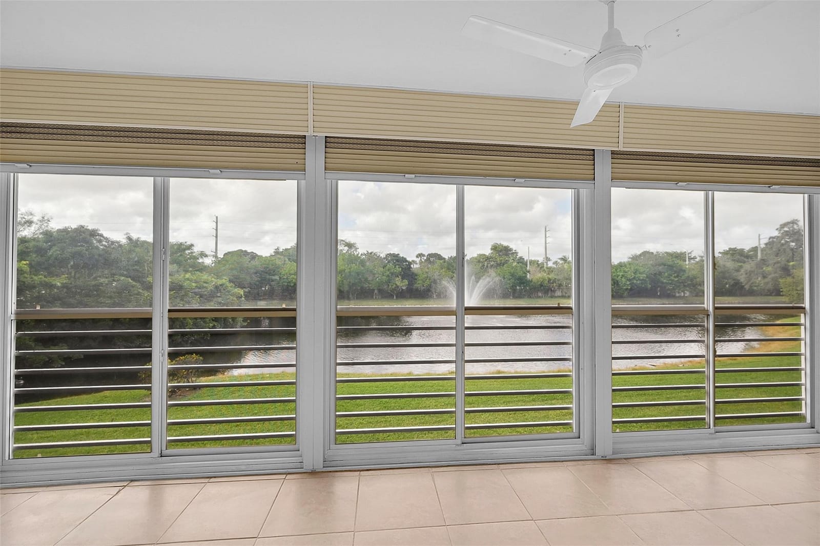 2503 Antigua Terrace C2 — photo 3