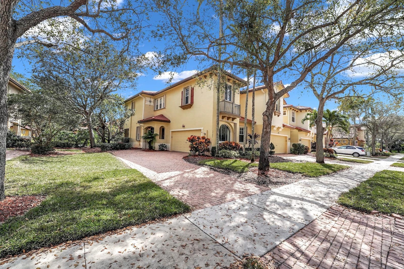 5747 NW 119th Drive, Coral Springs, FL 33076