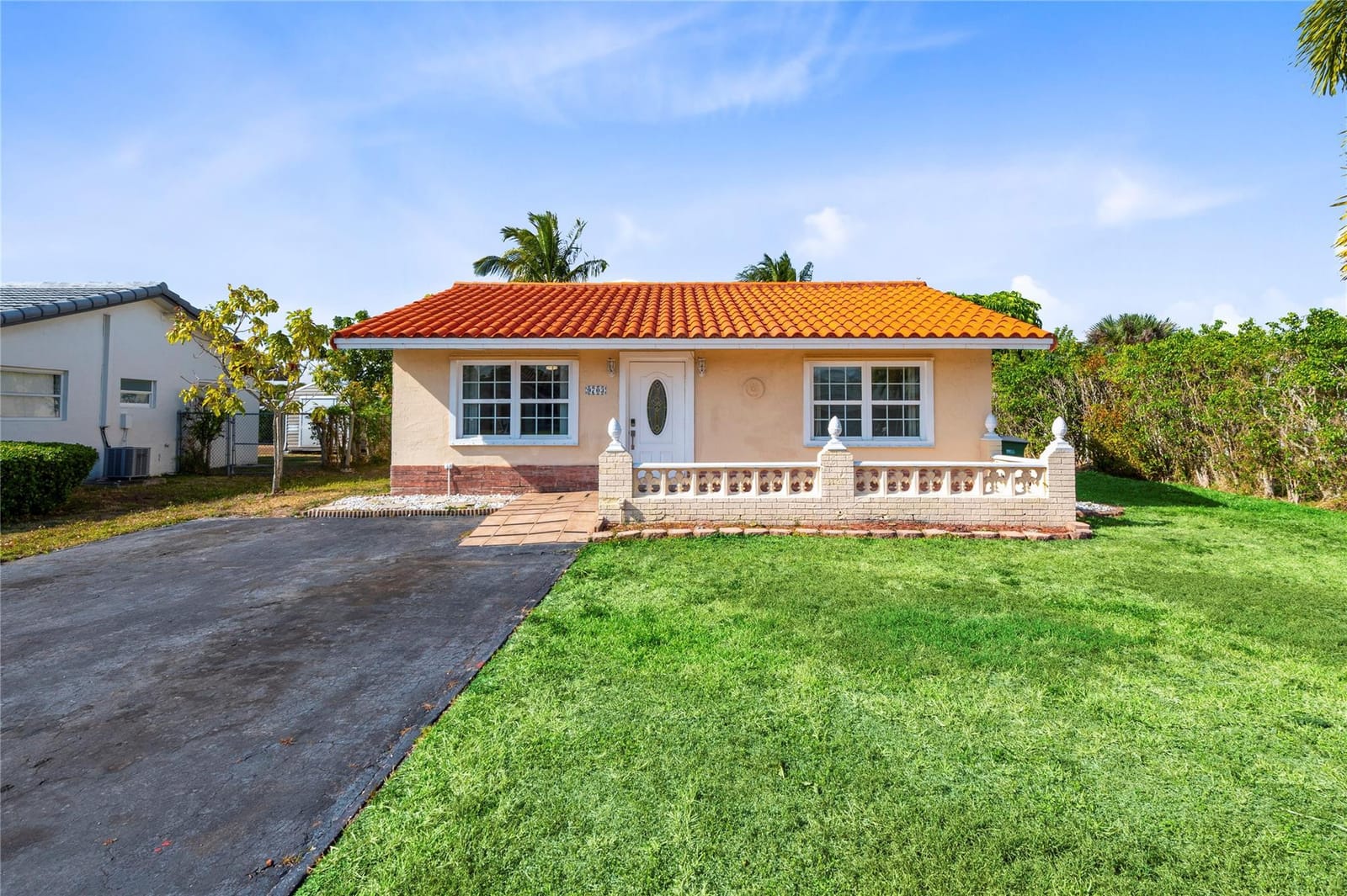 9703 NW 70th Court, Tamarac, FL 33321