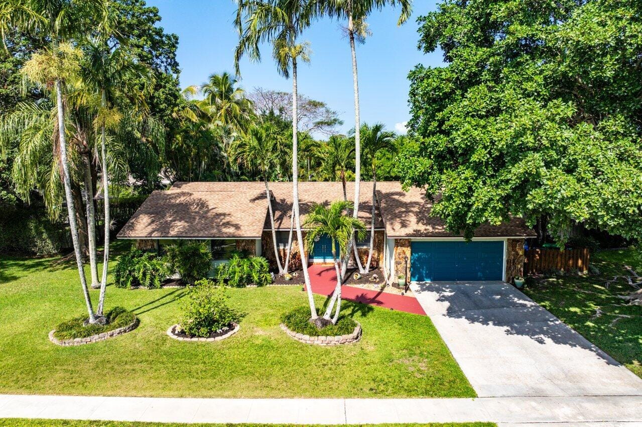 267 Old Country Road S, Wellington, FL 33414 photo 2