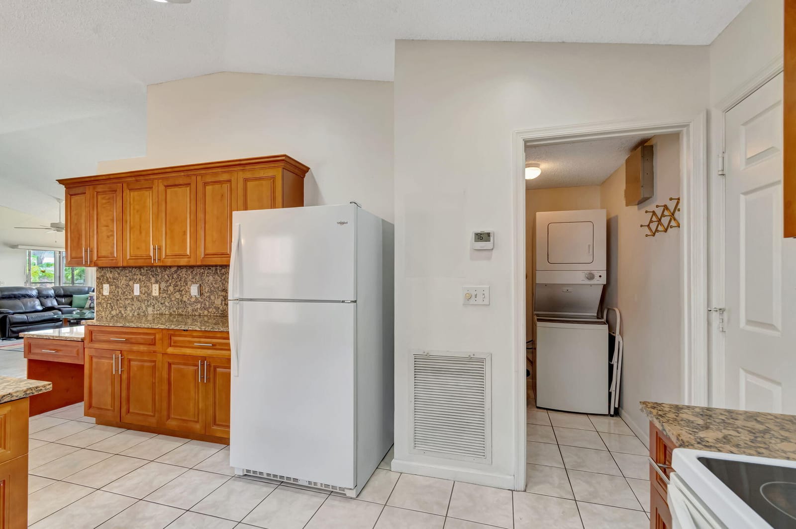 1028 Island Manor Drive, Greenacres, FL 33413 photo 8