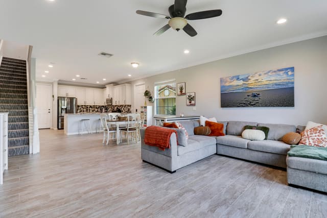 643 SW Glen Crest Way, sold in River Glen, Stuart, FL