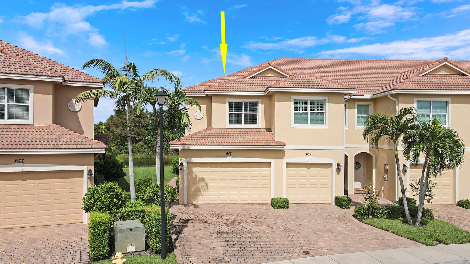 643 SW Glen Crest Way, Stuart, FL 34997 photo 2