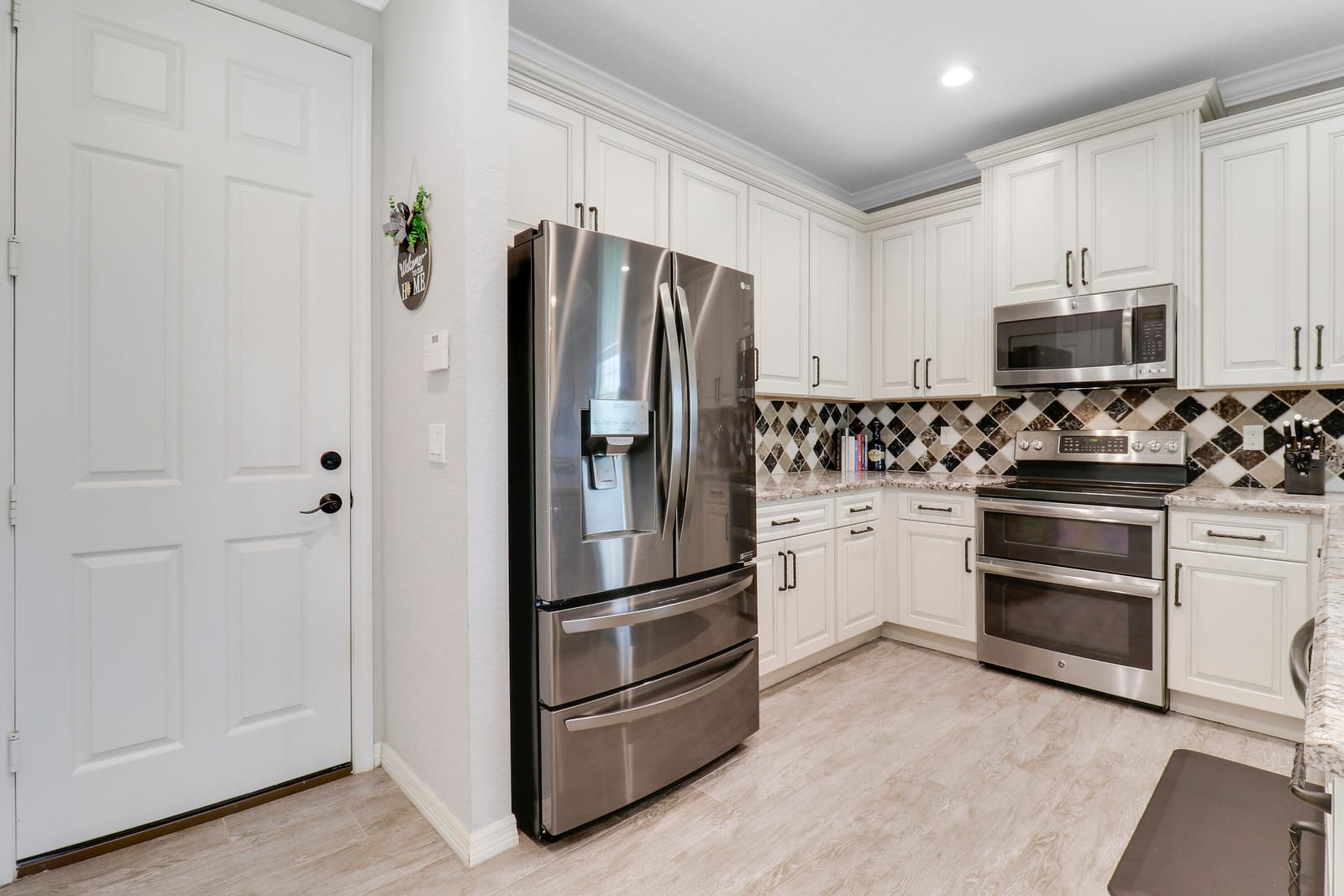 643 SW Glen Crest Way, Stuart, FL 34997 photo 8