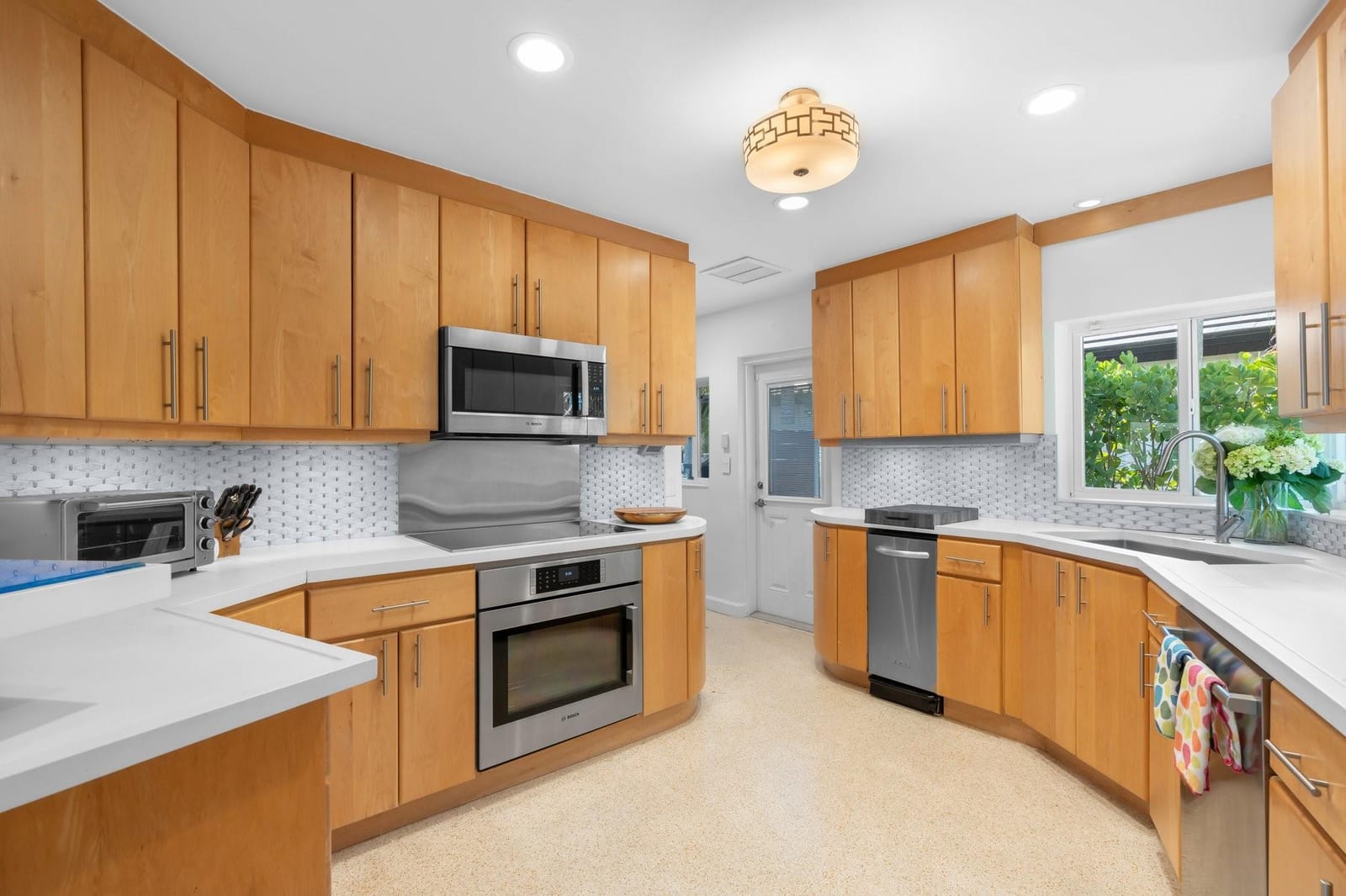 2809 NE 25 Street — photo 6